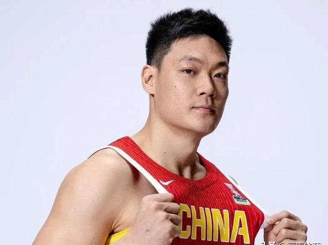  穆古鲁扎赛事官方发布出色防守新规，湖人争议不断！